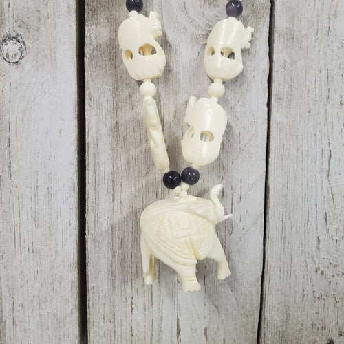 Vintage Mexican Bone Carved Elephant Necklace - My Wyo Designs