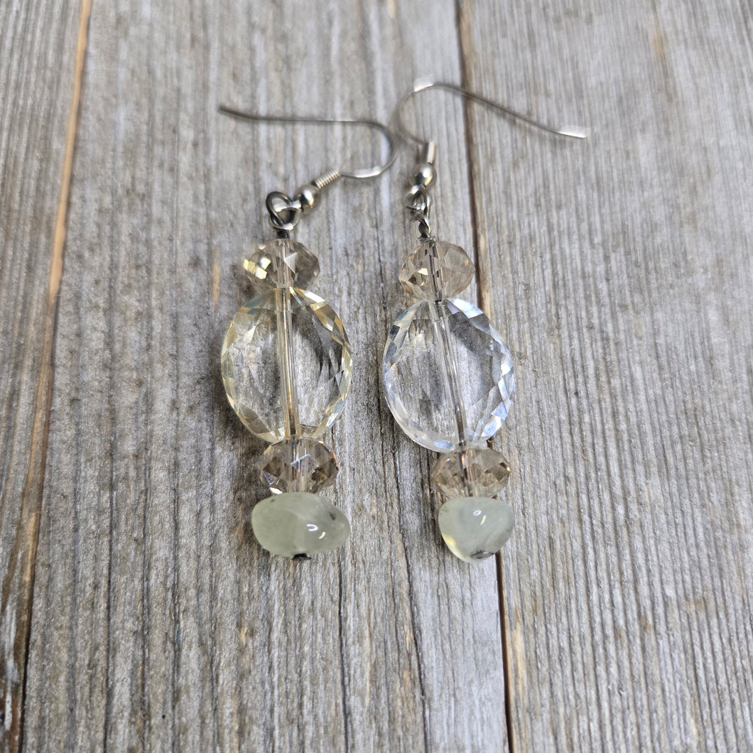 Cut Champagne Oval Crystal drop earrings - My Wyo Designs