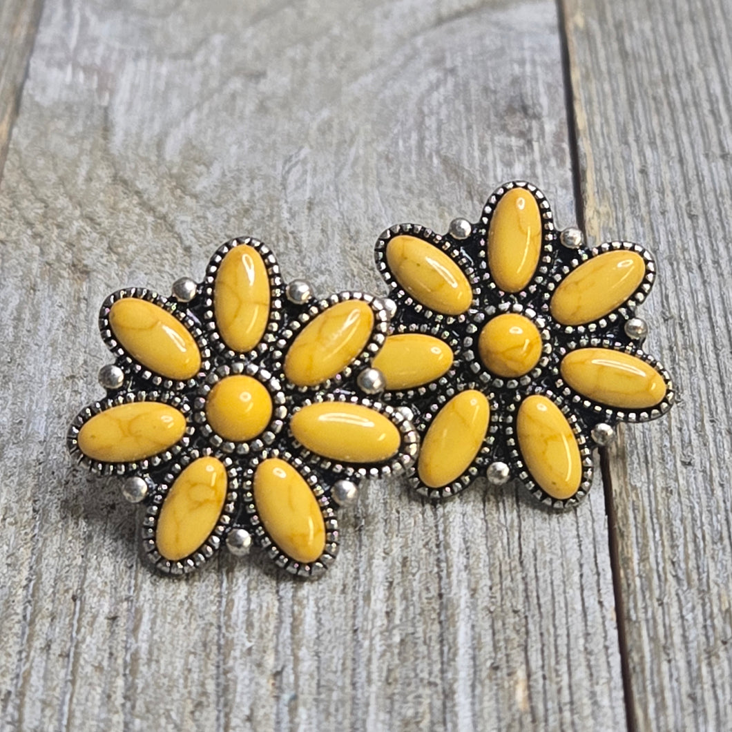 Silver Flower~Yellow~ Stone Earrings - My Wyo Designs