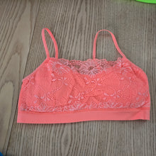 No Boundries Lace Stretch Cami's ~ Set/3 size M