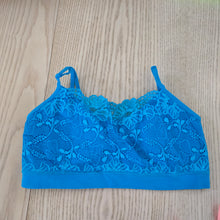 No Boundries Lace Stretch Cami's ~ Set/3 size M