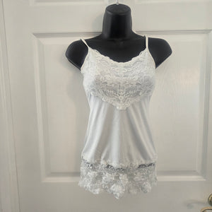 White Lace Camisole ~ Stretchy Size XS