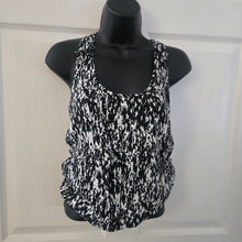 Black & White Print Tank ~ size M