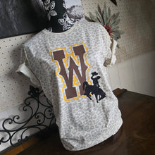 "W" Wyoming ~ LAT Natural Cheetah Tee
