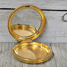 Estee Lauder 2000 Golden Millennium Compact