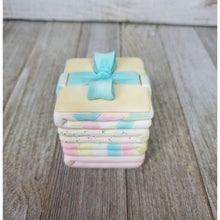 Cherished Teddies 844012 Baby Newborn Covered Box NIB