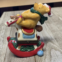 Midwest of Cannon Falls ~ PHB~ Winnie-the-Pooh Christmas