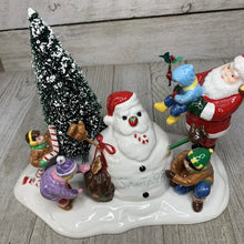 Snow Village Department 56 " Santa Comes To Town