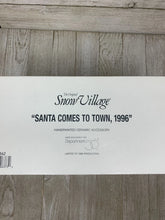 Snow Village Department 56 "Santa Comes To Town, LIMITED 1996