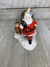 Snow Village Department 56 "Santa Comes To Town, LIMITED 1996