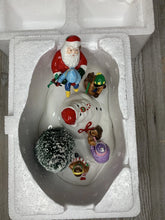 Snow Village Department 56 " Santa Comes To Town