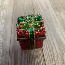 Midwest of Cannon Falls ~ PHB~ Christmas Present