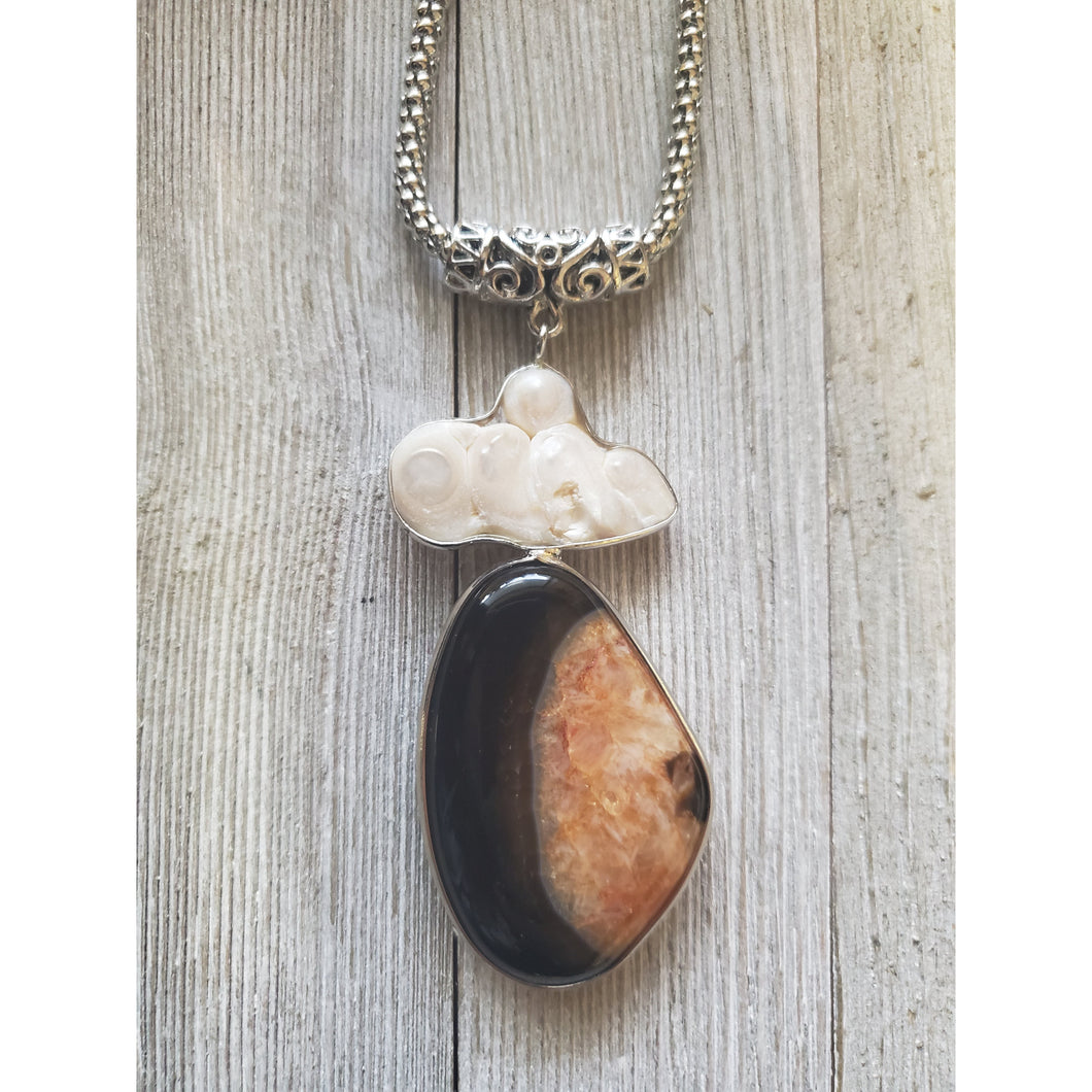 Freshwater Pearls with Agate Pendant necklace - My Wyo Designs